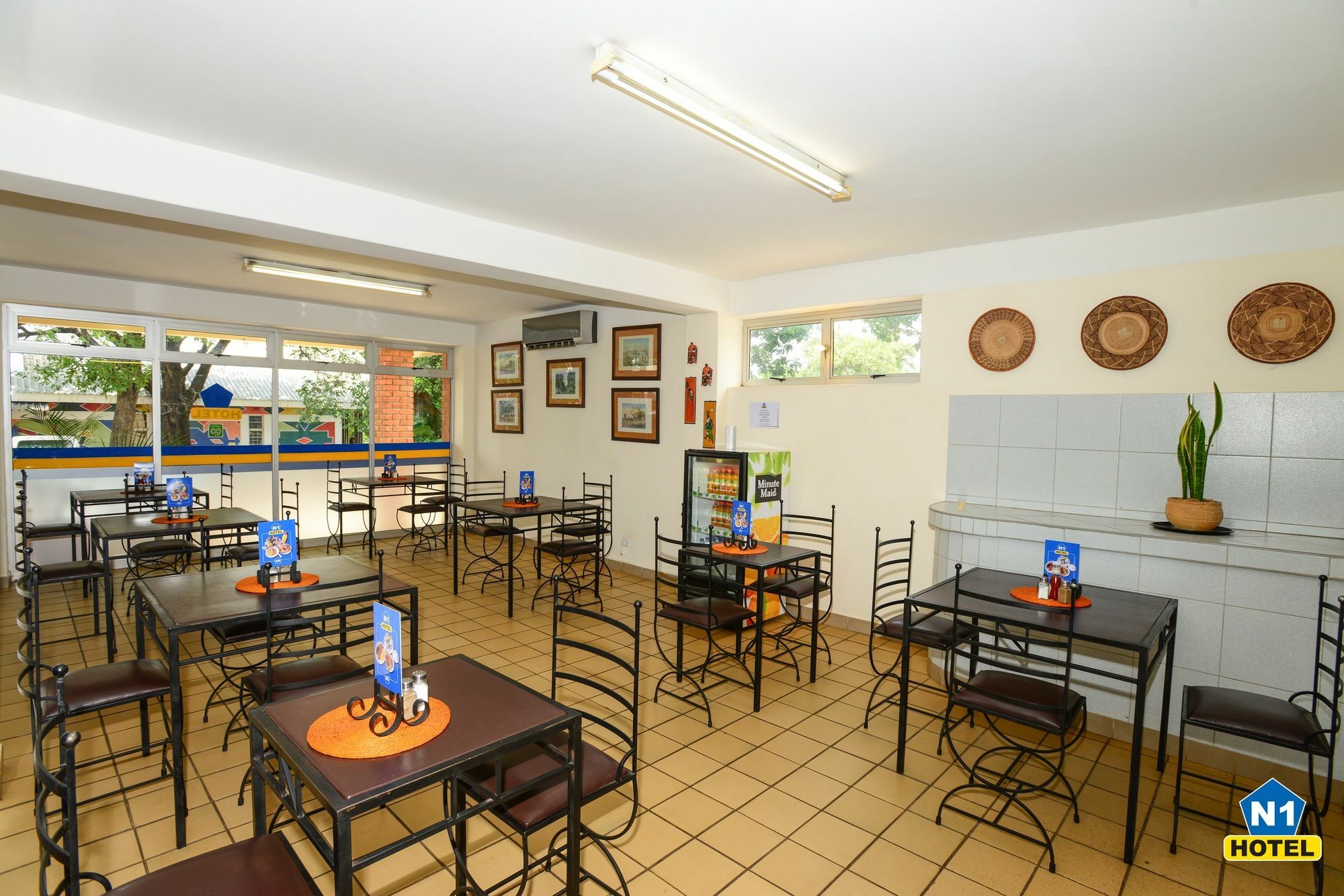 N1 Hotel & Campsite Victoriawatervallen Buitenkant foto
