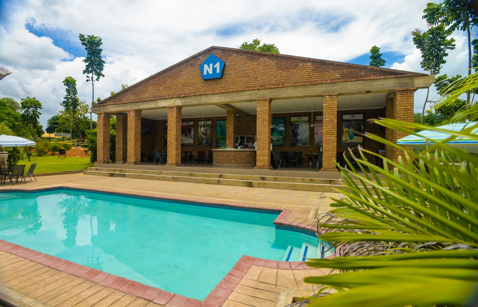 N1 Hotel & Campsite Victoriawatervallen Buitenkant foto